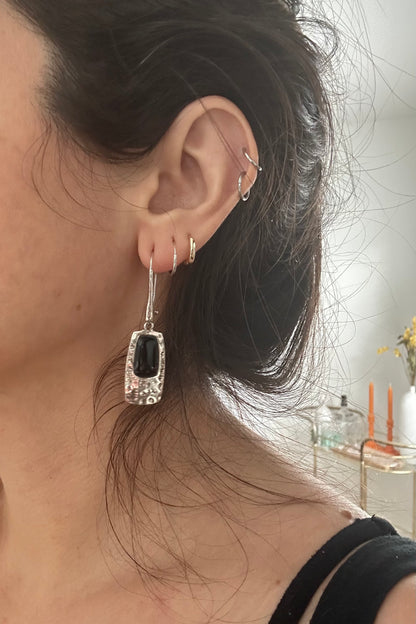 Vintage Onyx and Sterling Silver Earring