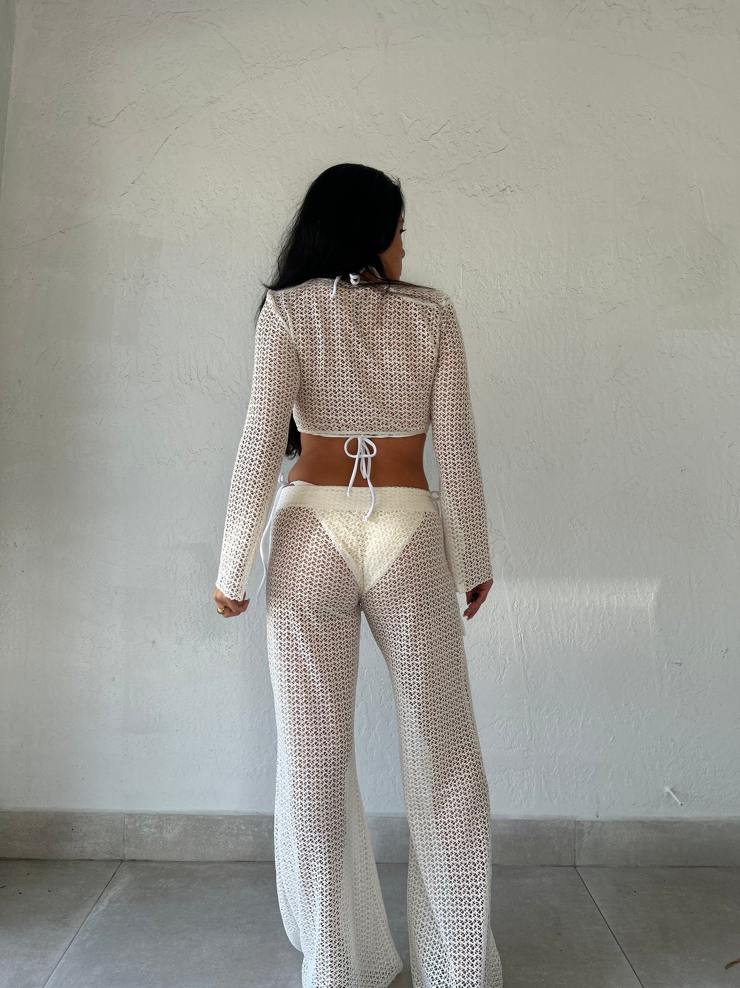 NEWPORT LONG SLEEVE CROP TOP -WHITE