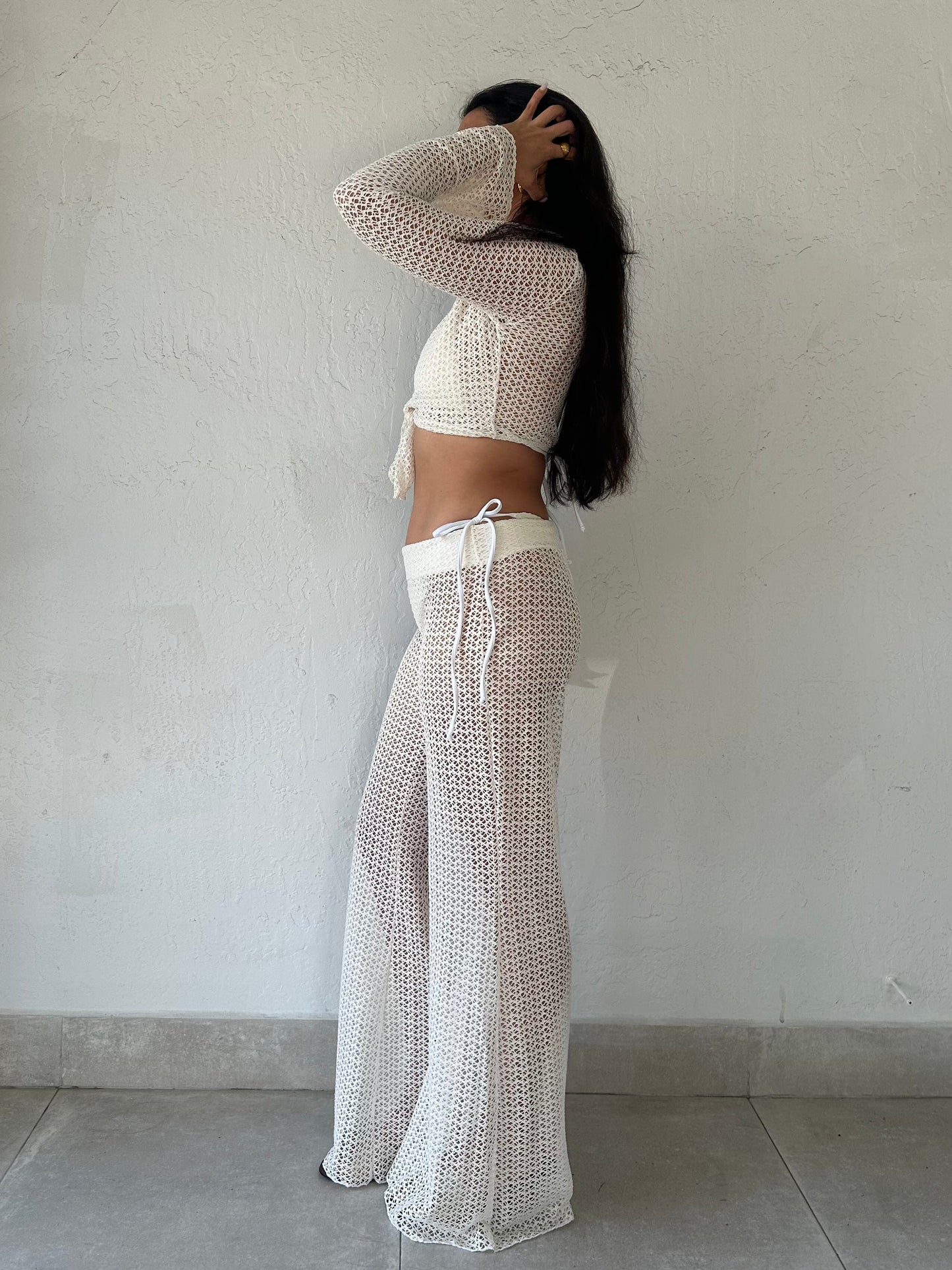 NEWPORT LONG SLEEVE CROP TOP -WHITE
