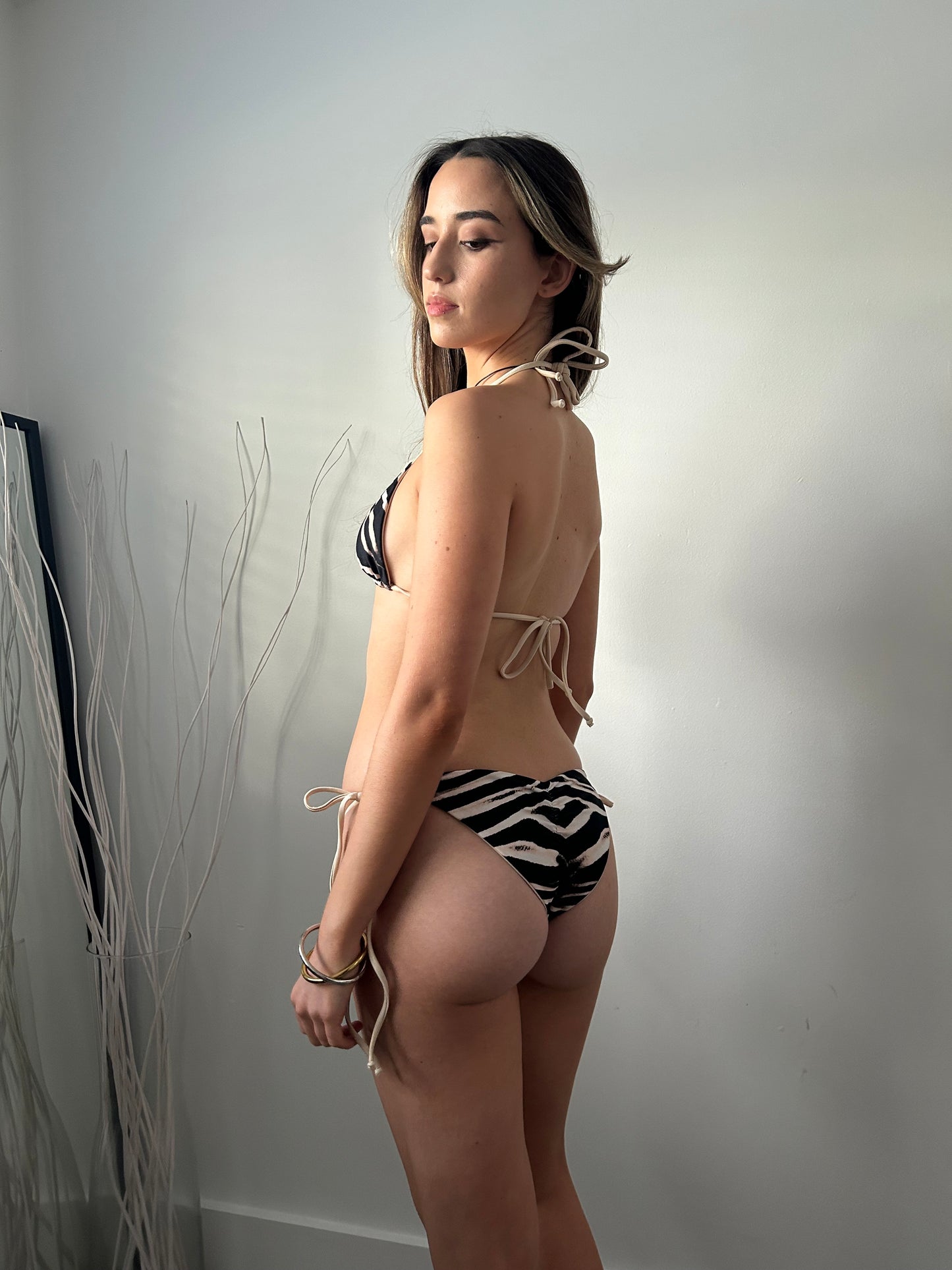 AZUSA TOP/CERRITOS BOTTOM- KENYA